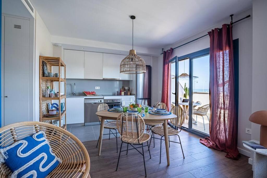Heima In Front Of The Sea Apartment Malaga Ngoại thất bức ảnh